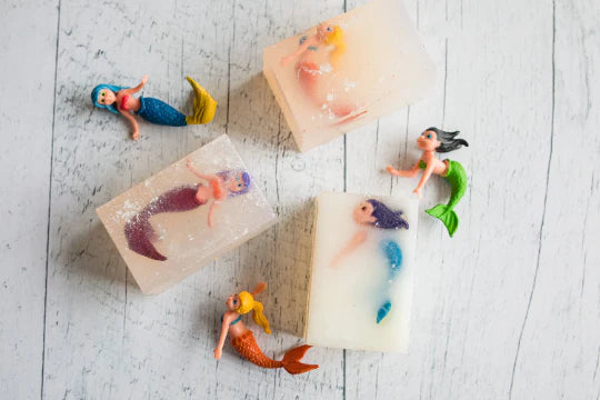 Savon sirène des glaces (orange & canneberge) - Mélobulle